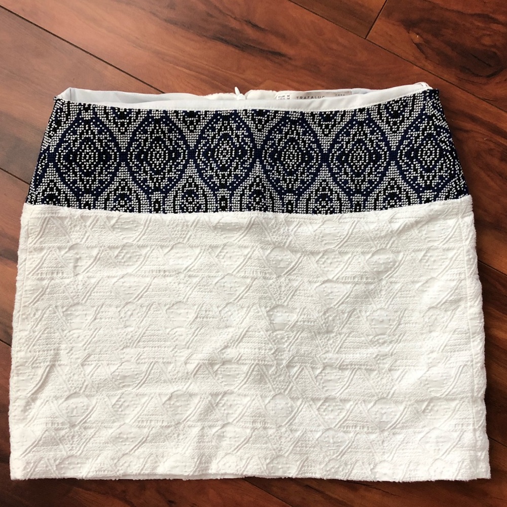 Zara Trafaluc Mini Skirt! Great for the summer!